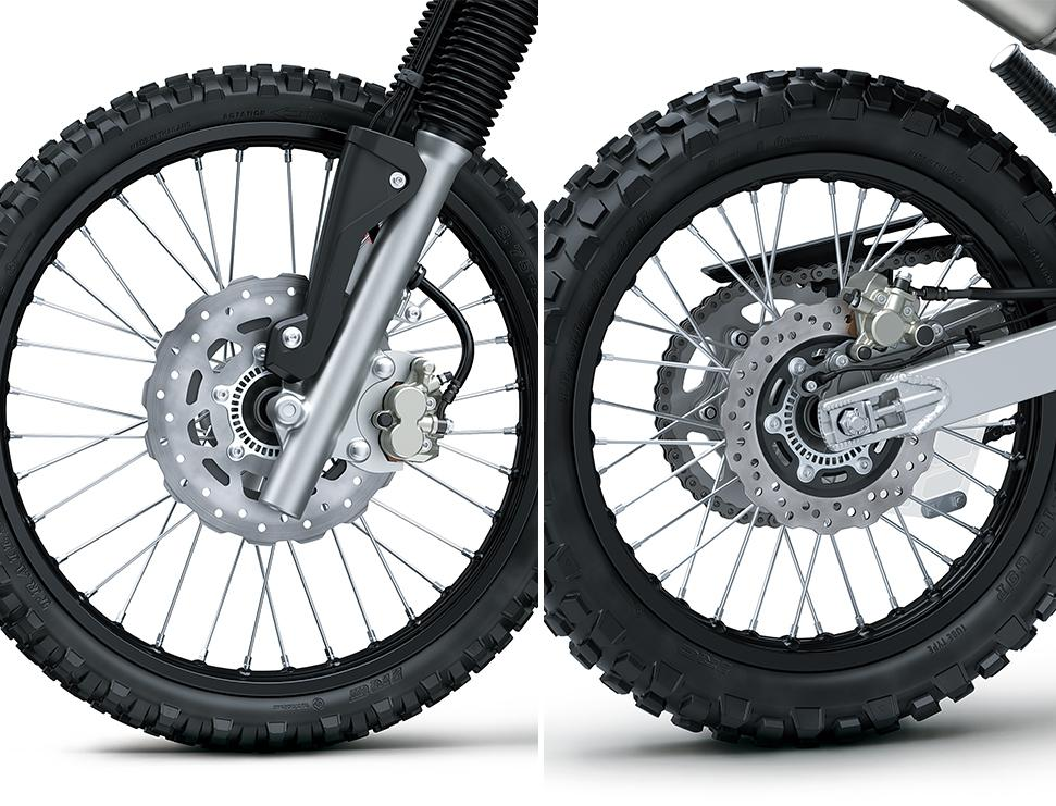 21”/18” Large-Diameter Wheels