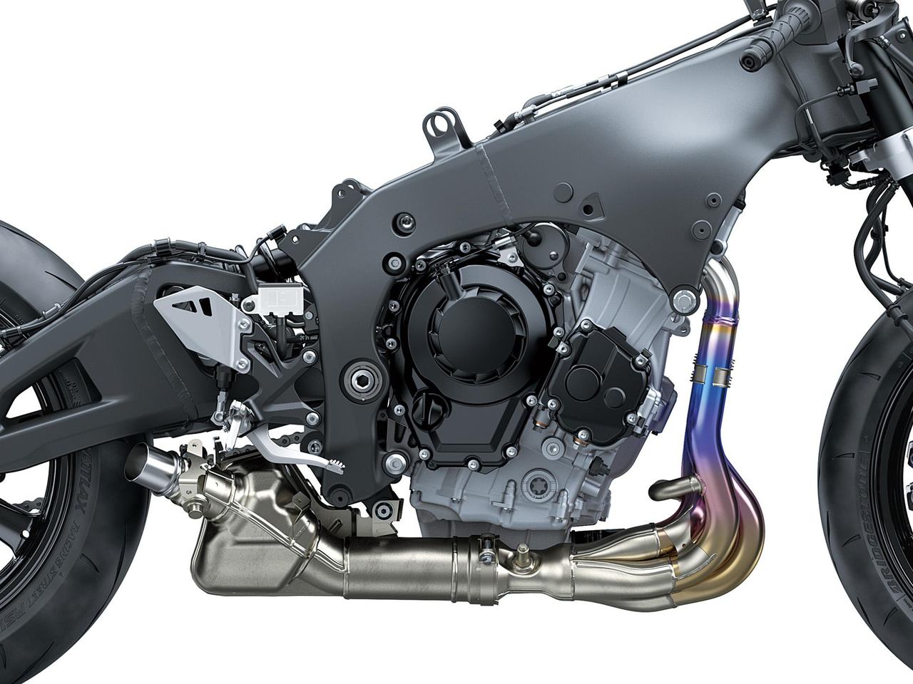 Powerful 998cm 3Liquid Cooled 4Stroke In Line Four